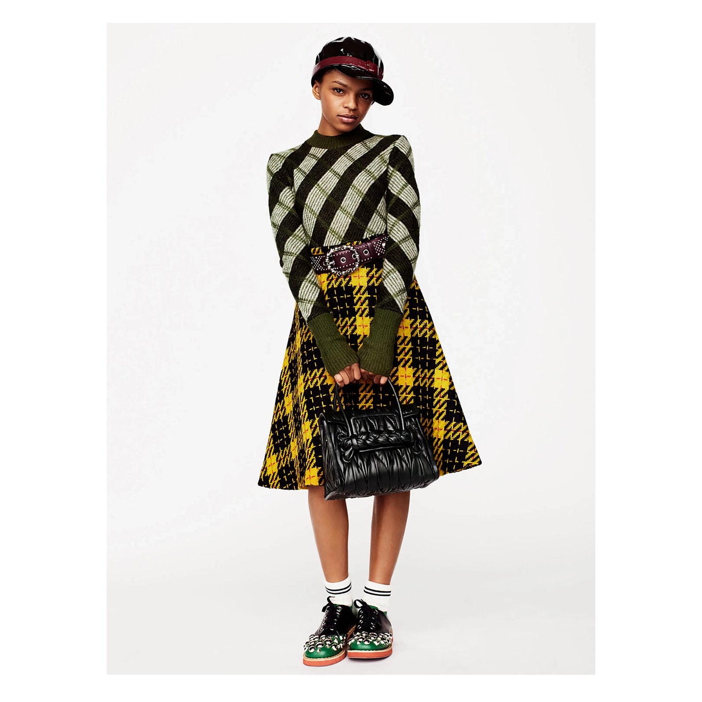 Icons \ Fifi Lapin Wears Miu Miu